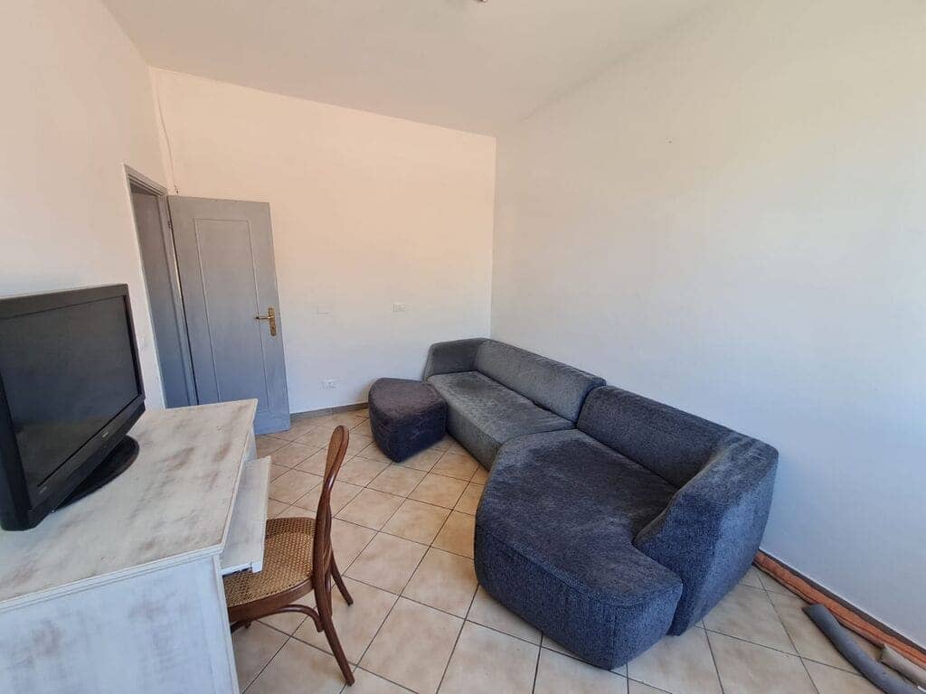 Appartamento trilocale ristrutturato con terrazza e posto auto in centro paese   Moniga del Garda - 7